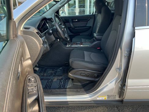 Used 2014 Chevrolet Traverse LT FWD image 20