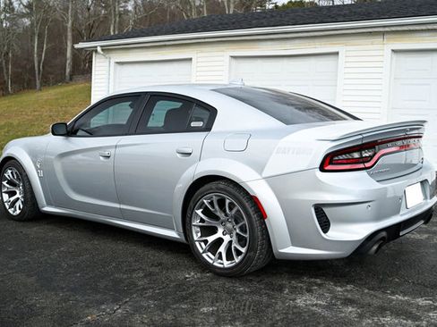 Used 2020 Dodge Charger SRT Hellcat w/ Navigation & Travel Group image 6