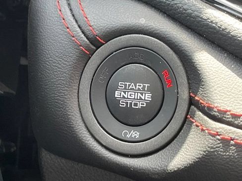 Certified 2025 Dodge Durango GT AWD/4WD image 16