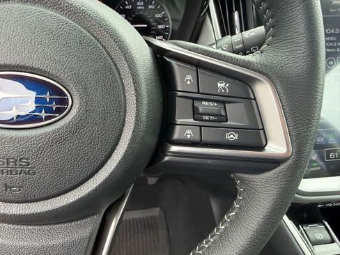 Used 2025 Subaru Outback Premium w/ Popular Package #1A image 30