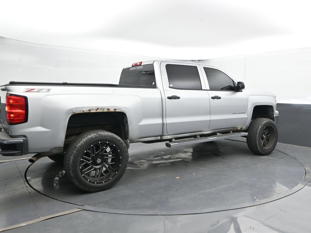 Used 2014 Chevrolet Silverado 1500 LT AWD/4WD image 2