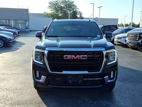 Used 2022 GMC Yukon XL SLE w/ Gmc Pro Safety Plus Package AWD/4WD image 12