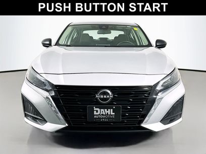 Used 2024 Nissan Altima 2.5 SV