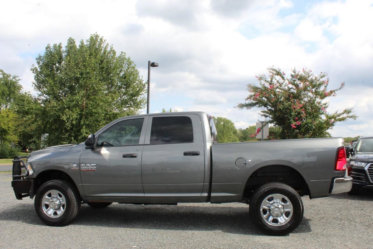Used 2013 RAM 2500 Tradesman w/ Chrome Appearance Group AWD/4WD image 3