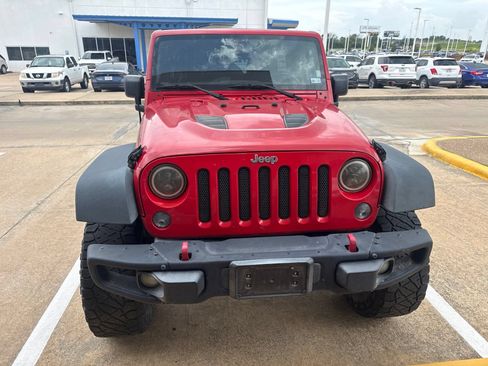 Used 2015 Jeep Wrangler Unlimited Rubicon AWD/4WD image 2
