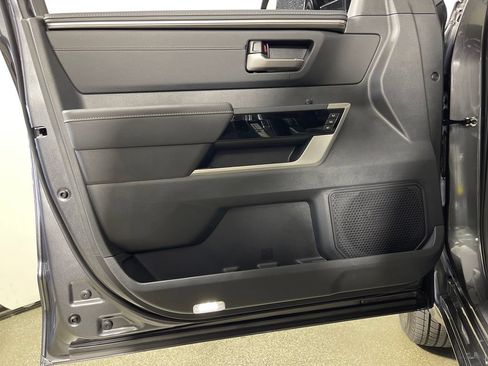New 2026 Toyota Tundra Limited AWD/4WD image 17