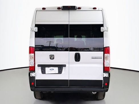 Used 2023 RAM ProMaster 2500 image 9