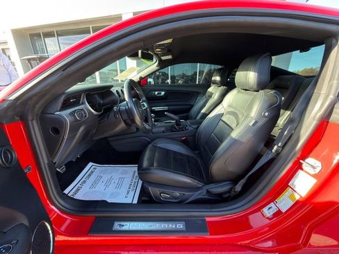 Used 2018 Ford Mustang GT Premium w/ Equipment Group 401A image 19