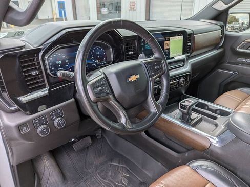 Used 2024 Chevrolet Silverado 1500 High Country AWD/4WD image 26