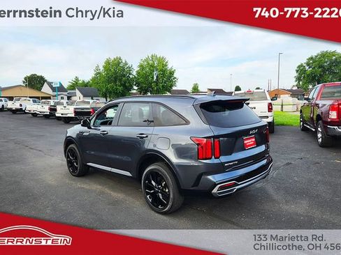 Used 2023 Kia Sorento SX AWD/4WD image 5