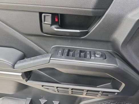 Certified 2025 Toyota Tacoma SR5 image 25