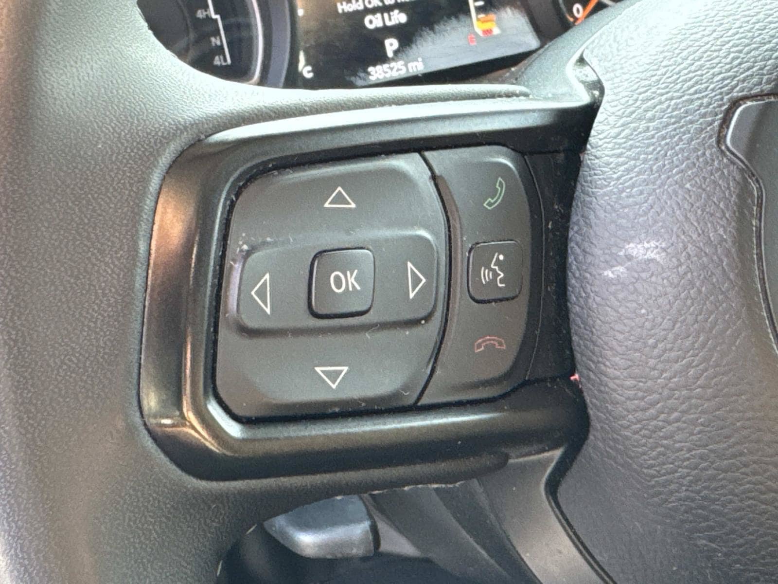 Used 2026 Jeep Gladiator Mojave AWD/4WD image 29