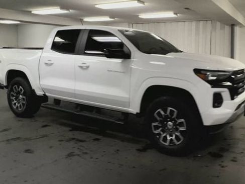 Certified 2026 Chevrolet Colorado Z71 w/ Technology Package AWD/4WD image 2