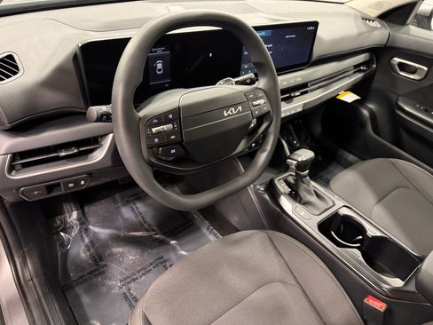 New 2026 Kia K4 LXS FWD image 12