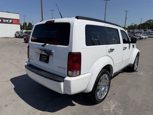 Used 2011 Dodge Nitro Heat RWD image 3