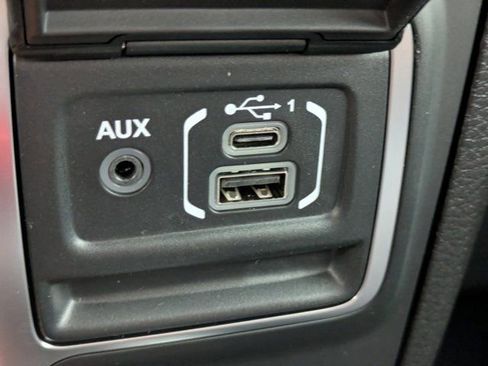 New 2025 Jeep Gladiator Sport image 19