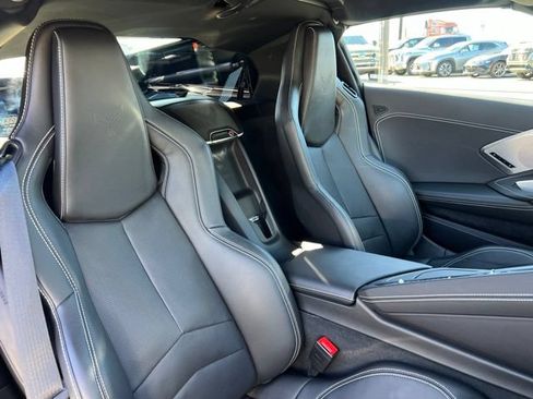 Used 2021 Chevrolet Corvette Stingray Preferred Cpe w/ 2LT RWD image 23