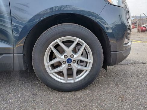 Used 2022 Ford Edge SEL w/ Convenience Package image 10