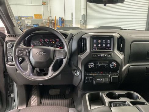 Used 2023 Chevrolet Silverado 1500 Custom Trail Boss w/ LPO, Dark Essentials Package AWD/4WD image 12