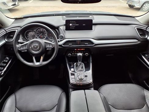 Used 2023 MAZDA CX-9 Touring image 9