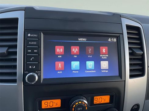 Used 2020 Nissan Frontier SV w/ Midnight Edition Floor Mats image 28