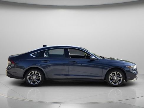 Certified 2024 Honda Accord EX image 3