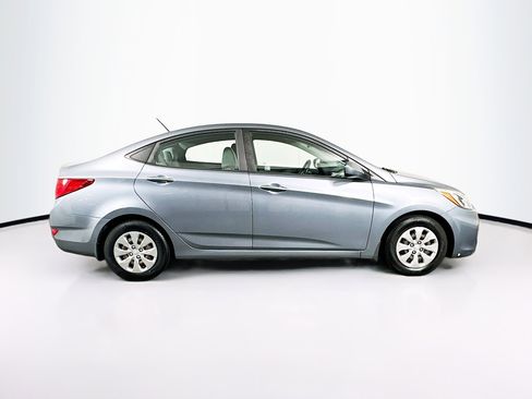 Used 2017 Hyundai Accent SE image 10