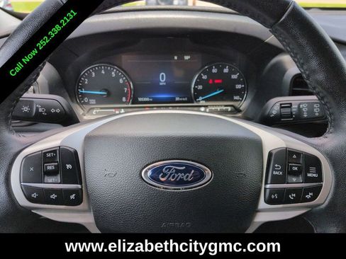 Used 2022 Ford Explorer XLT RWD image 28