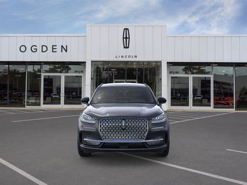 New 2026 Lincoln Corsair Premiere image 6