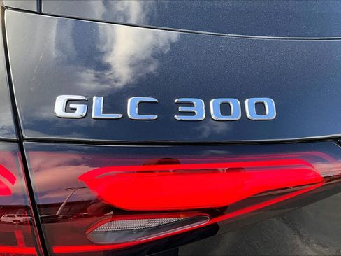 Used 2025 Mercedes-Benz GLC 300 image 30