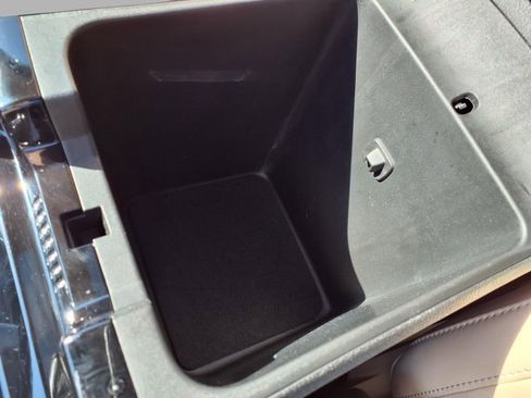 Used 2022 Jeep Grand Cherokee Limited image 12