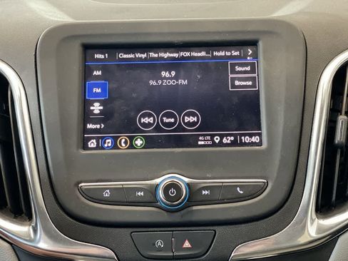 Used 2022 Chevrolet Equinox LS w/ LS Convenience Package AWD/4WD image 19