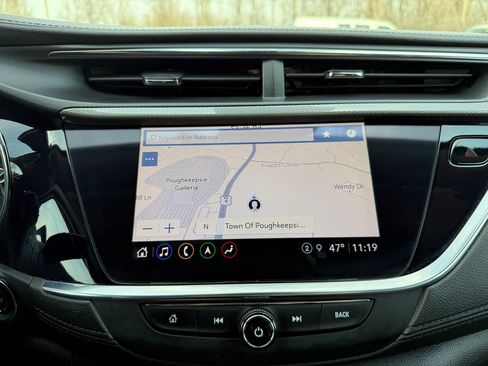 Certified 2021 Buick Encore GX Essence w/ Advanced Technology Package image 33