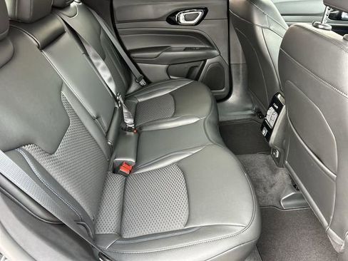 New 2026 Jeep Compass Latitude image 14