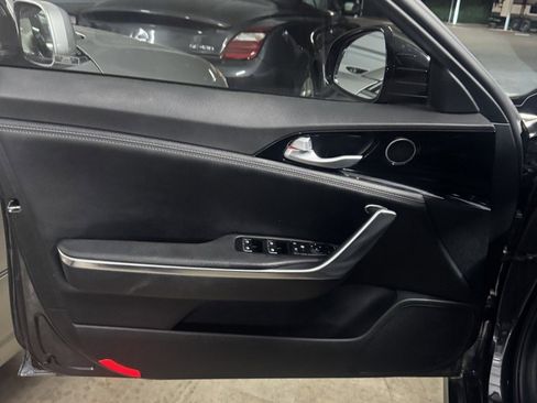 Used 2022 Kia Stinger GT-Line RWD image 11
