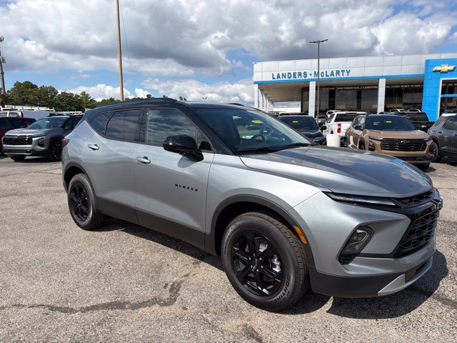 New 2026 Chevrolet Blazer LT w/ Convenience Package FWD image 1