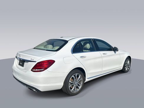 Used 2015 Mercedes-Benz C 300 4MATIC Sedan image 3
