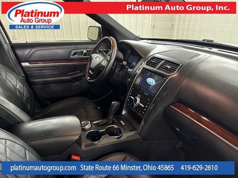 Used 2019 Ford Explorer Platinum image 42