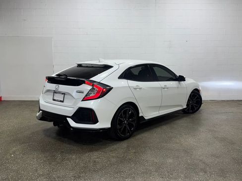 Used 2017 Honda Civic Sport Touring image 3