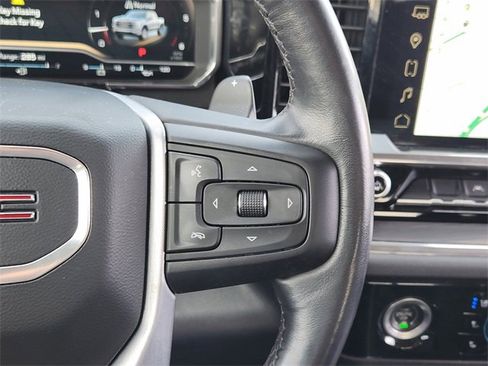 Used 2023 GMC Sierra 1500 SLT image 28