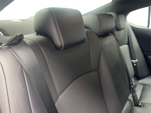 Used 2022 Lexus ES 350 F Sport image 40