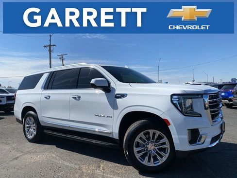 Used 2023 GMC Yukon XL SLT AWD/4WD image 1