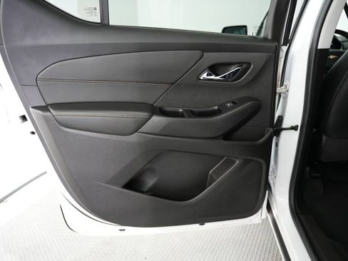 Used 2018 Chevrolet Traverse Premier AWD/4WD image 39