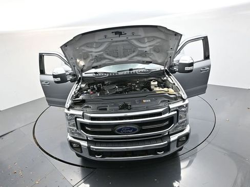 Used 2021 Ford F350 Lariat w/ Chrome Package image 36