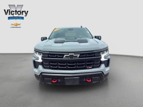 Used 2024 Chevrolet Silverado 1500 LT Trail Boss w/ LT Trail Boss Premium Package AWD/4WD image 2