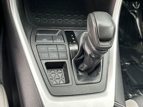 Used 2024 Toyota RAV4 XLE image 26