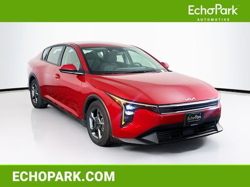 Used 2025 Kia K4 FWD image 1