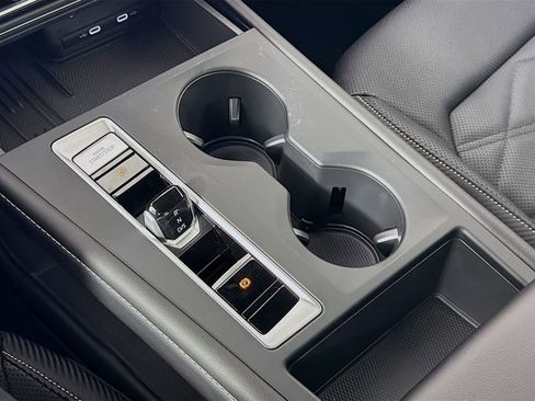 New 2026 Volkswagen Atlas Cross Sport SE AWD/4WD image 17
