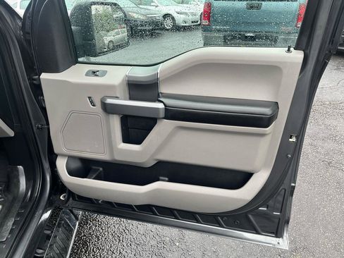 Used 2018 Ford F150 XLT w/ Equipment Group 302A Luxury image 28