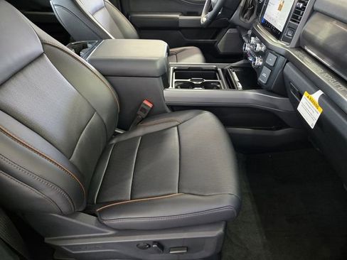 New 2026 Ford F250 Lariat w/ FX4 Off-Road Package image 12